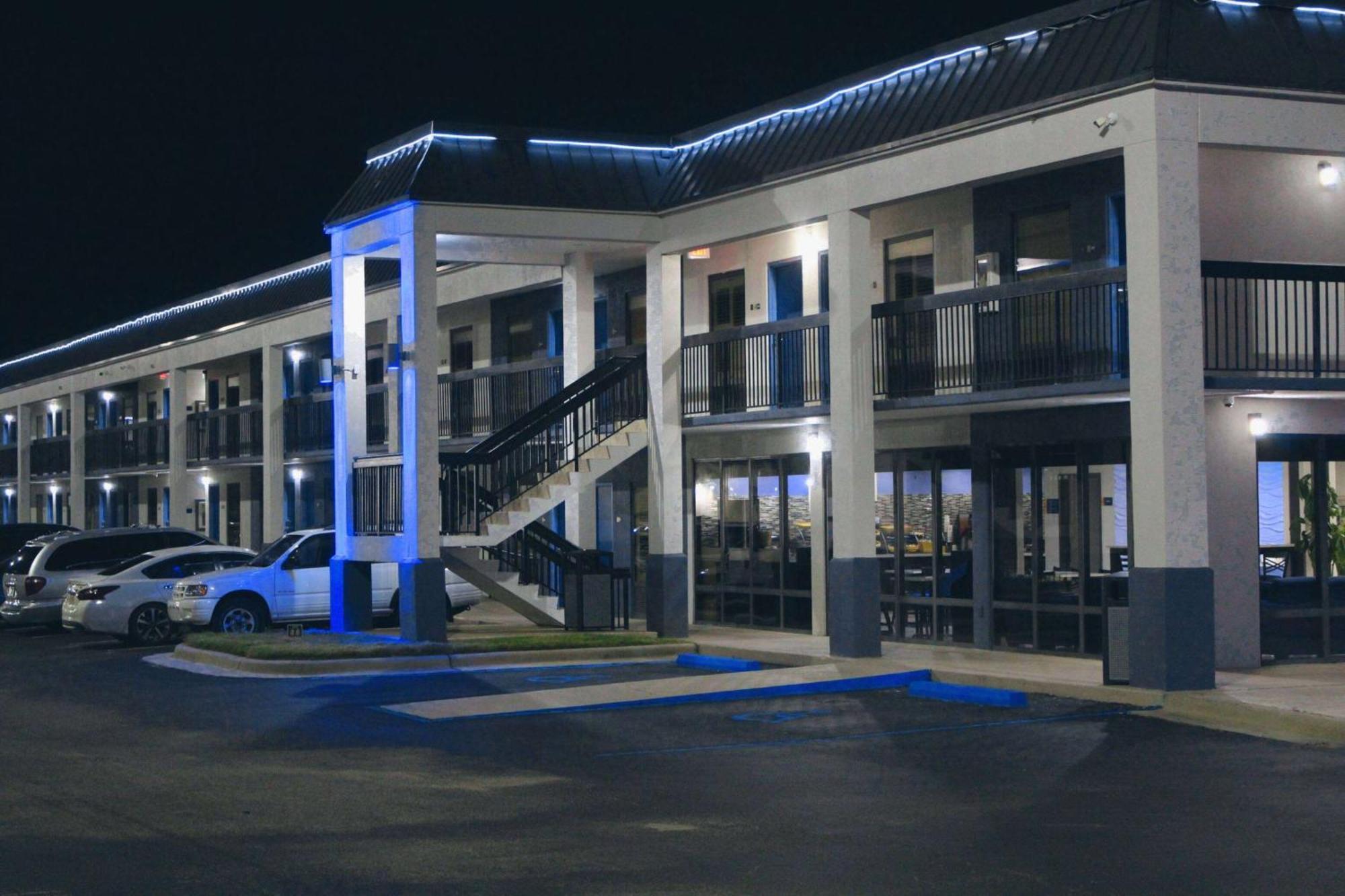 Days Inn By Wyndham Marianna Exterior foto